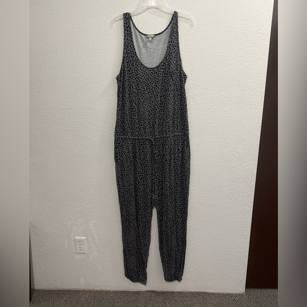Banana Republic Jumpsuit Size XL Sleeveless animal Print Adults